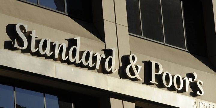 S&P İtaliyanın reytinqinin proqnozunu "mənfi"yə çevirdi