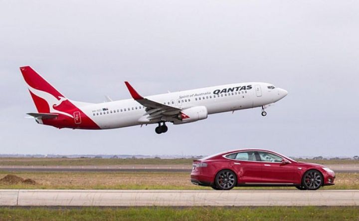 Əcnəbilər Azərbaycana daha çox təyyarə, azərbaycanlılar isə xaricə avtomobillə səfər edirlər 