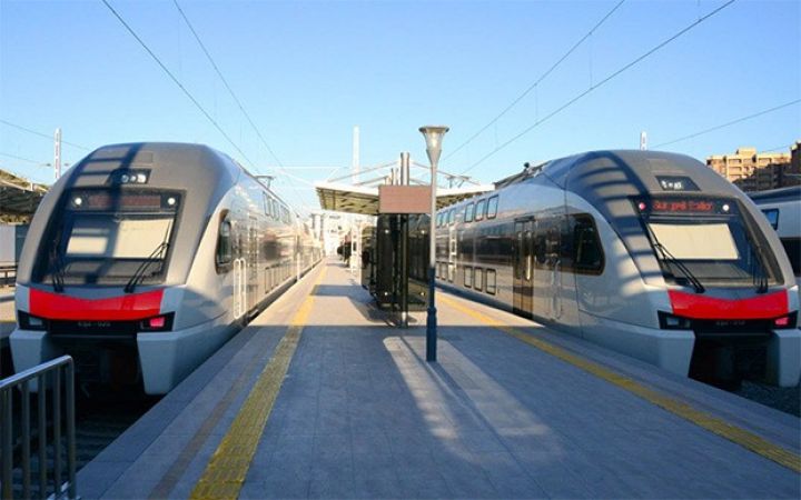 Bakı-Tbilisi-Qars dəmir yolu üçün yeni vaqonlar gətiriləcək