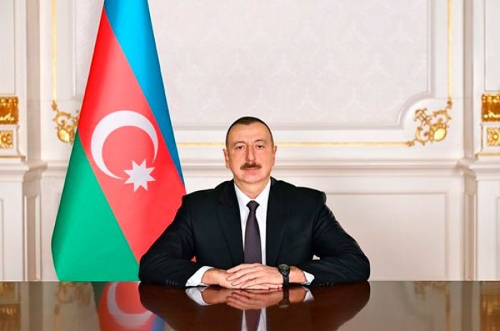 Prezident və xanımı Azərbaycan xalqını təbrik edib