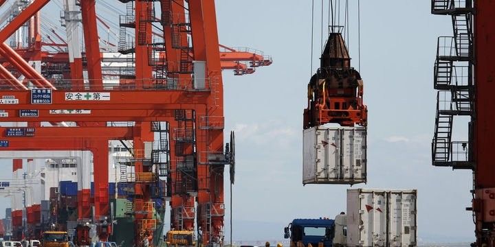 Ən böyük üçüncü iqtisadiyyatın ixracı 10 aydır azalır