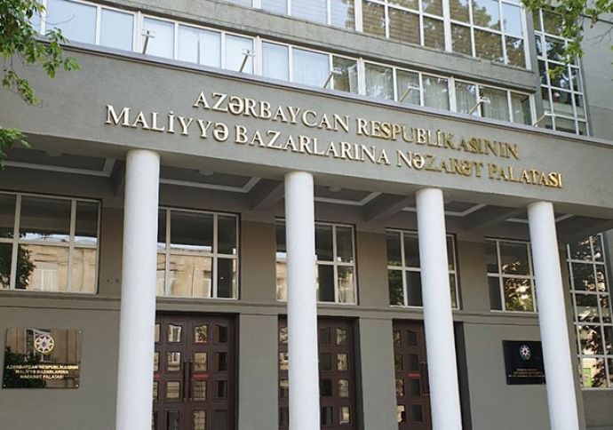 Palata 4 nəfərə sığorta agenti lisensiyası verdi