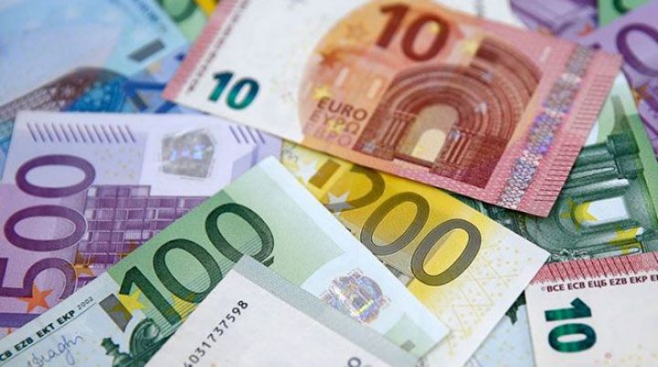 Maliyyə nazirinin açıqlaması və Bank sədrinin paylaşımı ilə bazarlarda qeyri-müəyyənliklər hökm sürür