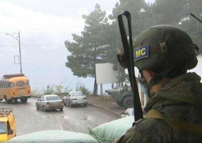 Rus sülhməramlılarının nəzarətində 26 mindən çox erməni yaşayış yerlərinə qayıdıb