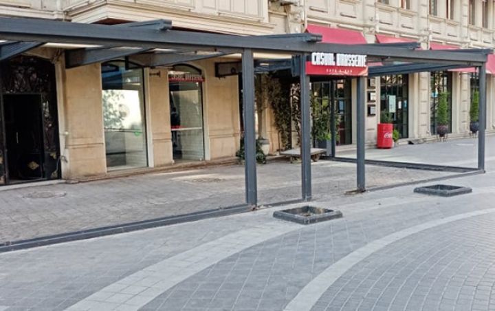 Keçmiş rəisin obyektinin əlavəsi tutulandan sonra söküldü