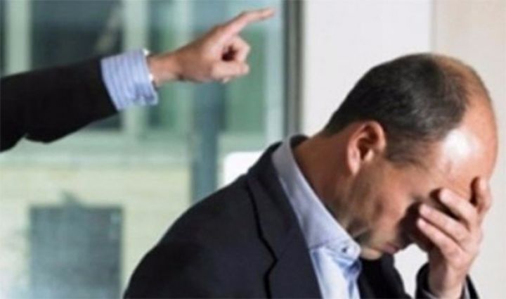 Nazir şöbə rəisi və 3 əməkdaşını işdən qovdu