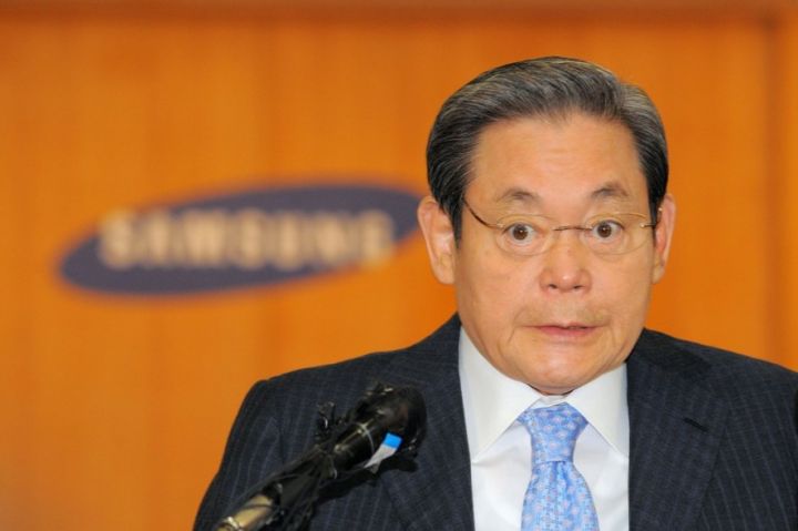 “Samsung”un rəhbəri vəfat edib