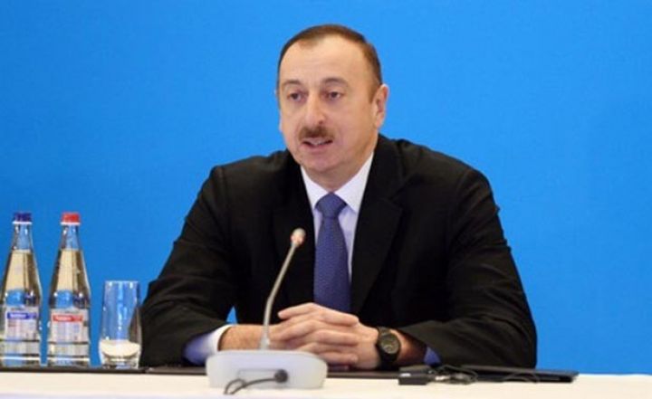 Prezident İlham Əliyev toplantıda iştirak edir