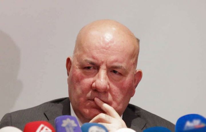 “Biz banklara “faizləri aşağı salın, riskli kreditlər verin” göstərişi verə bilmərik”