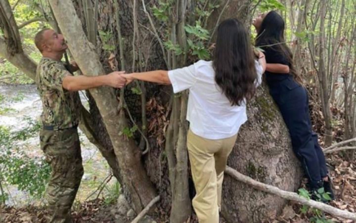 Birinci vitse-prezident Cəbrayıl və Zəngilana səfərlə bağlı görüntülər paylaşıb