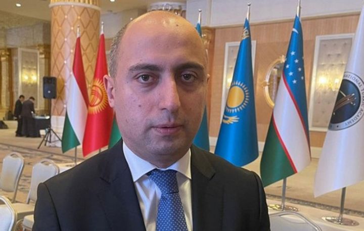 Təhsil nazirinə yeni vəzifə verildi