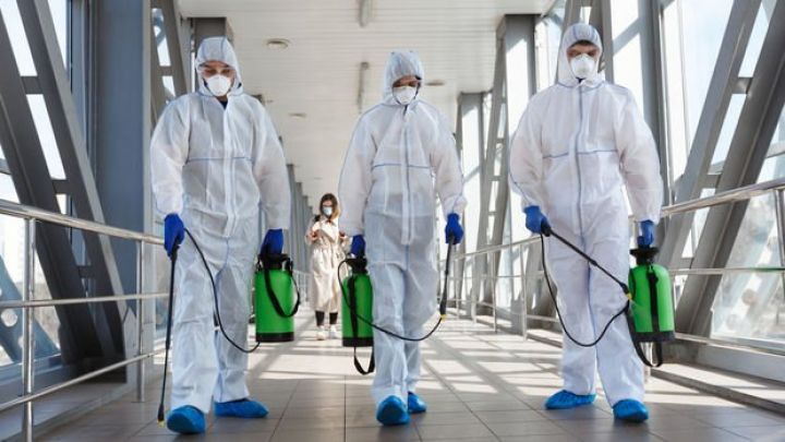 ÜST: Kovid-19 heyvandan insana keçib