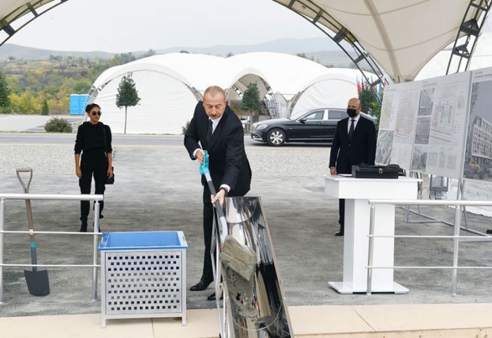 Füzuli şəhərinin təməl daşı qoyuldu