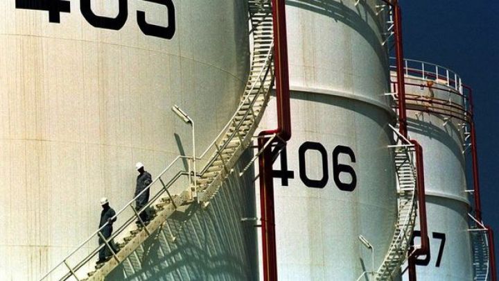 Küveyt iki neft sahəsi kəşf edib