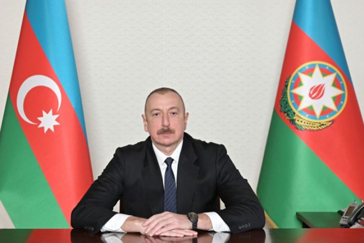 İlham Əliyevin sədrliyi ilə keçirilmiş müşavirə yayımlandı - VİDEO