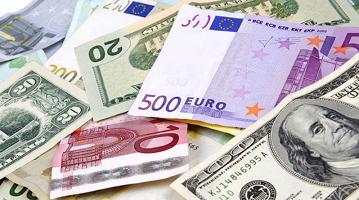 Rəsmi məzənnələr açıqlandı