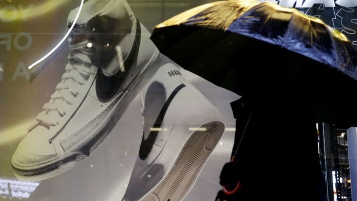 Nike satışlarda rekord vurub