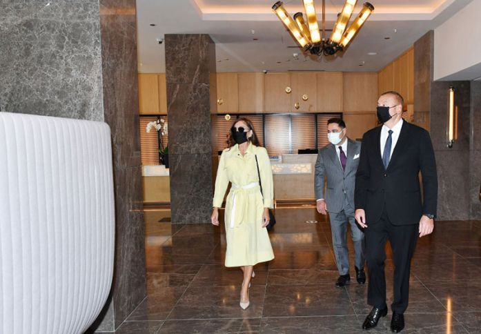 Prezident və birinci xanım Bakıda otelin açılışında iştirak etdilər - FOTO