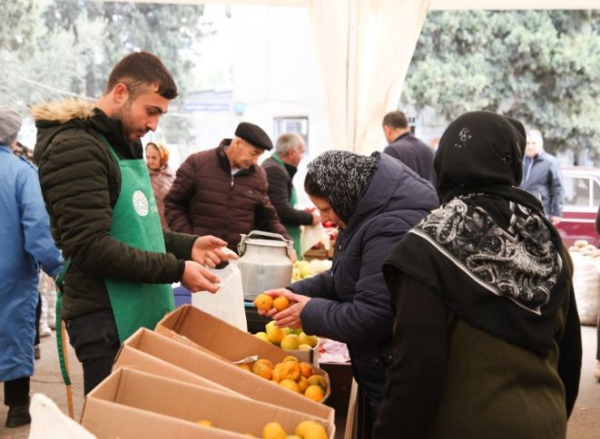 Azərbaycanda inflyasiya düşməyə başlayıb