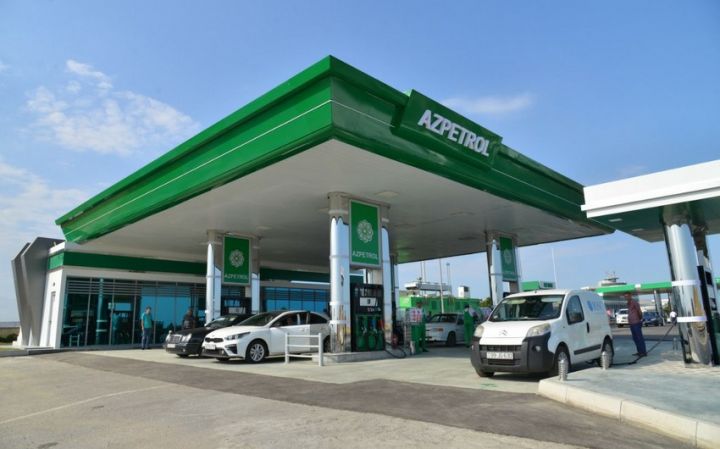 “Azpetrol” qazdoldurma məntəqəsi yanacaqdoldurma məntəqəsinə çevrilib
