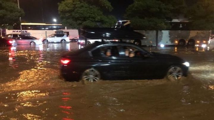 Swiss Re: Təbii fəlakətlər 72 milyard dollar ziyana səbəb olub