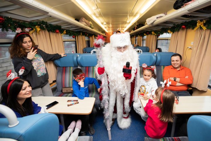 ADY Yeni il ərəfəsində balacalara “Qış səyahəti” möcüzəsini yaşatdı