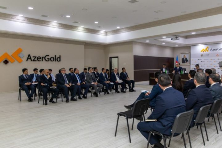 “AzerGold”da müşavirə keçirilib