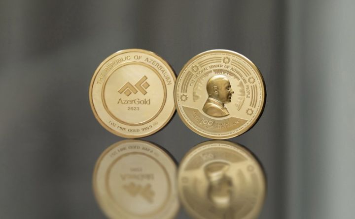 Heydər Əliyevin 100 illiyinə həsr olunmuş  qızıl sikkənin təqdimat keçirildi