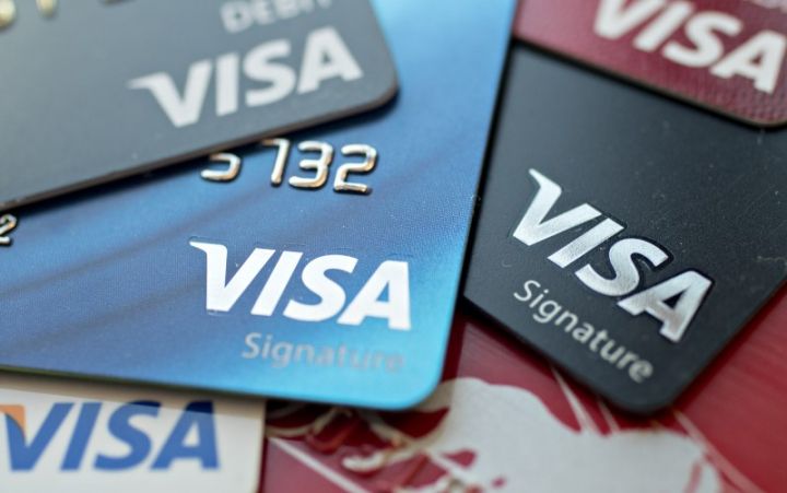 Visa mənfəətinin artdığını bildirib