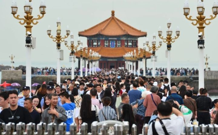 Çin dünyanın 200 ən böyük transmilli şirkətinin gəlirlərinin 15%-ni təmin edib