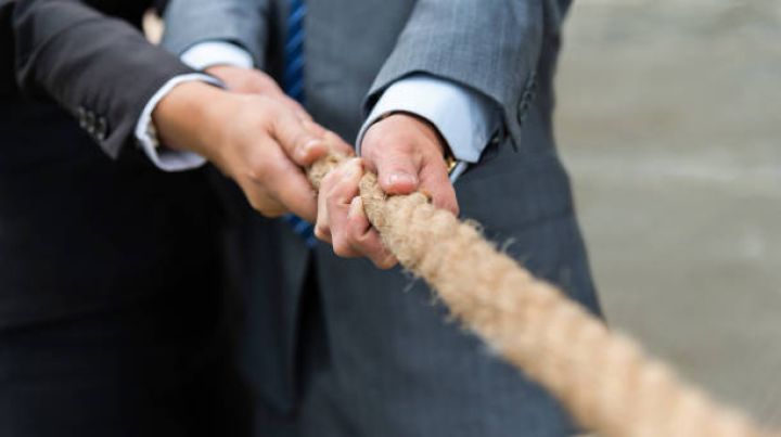 Maliyyə institutlarının hökmran mövqeyinin müəyyən edilməsi şərtləri müəyyənləşəcək