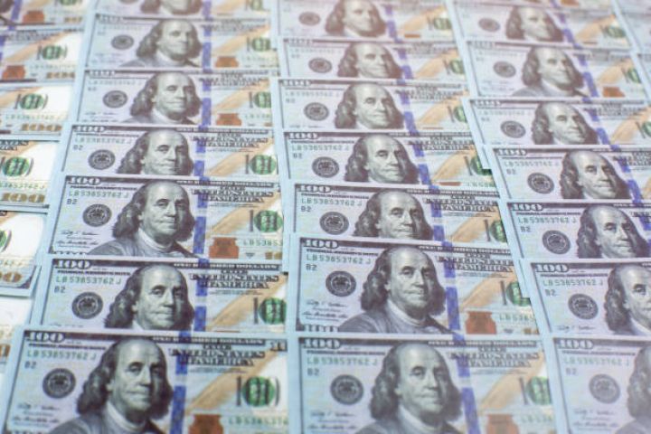 Banklara dollar satıldı - HƏRRACIN NƏTİCƏSİ