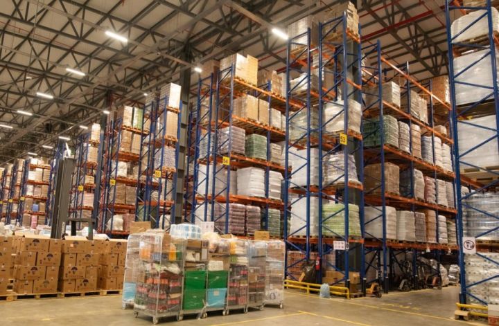 “OBA” marketlər şəbəkəsi əməkdaşlarının iş şəraitinin yaxşılaşdırılmasına investisiya yatırıb  - VİDEO