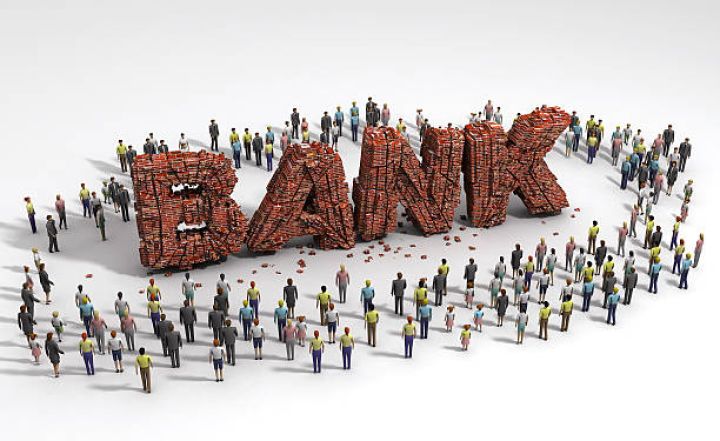 Unikal bank əmanətçilərinin sayı açıqlandı