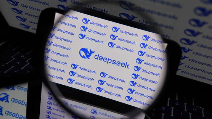 DeepSeek OpenAI ilə rəqabət üçün yeni model hazırlayır