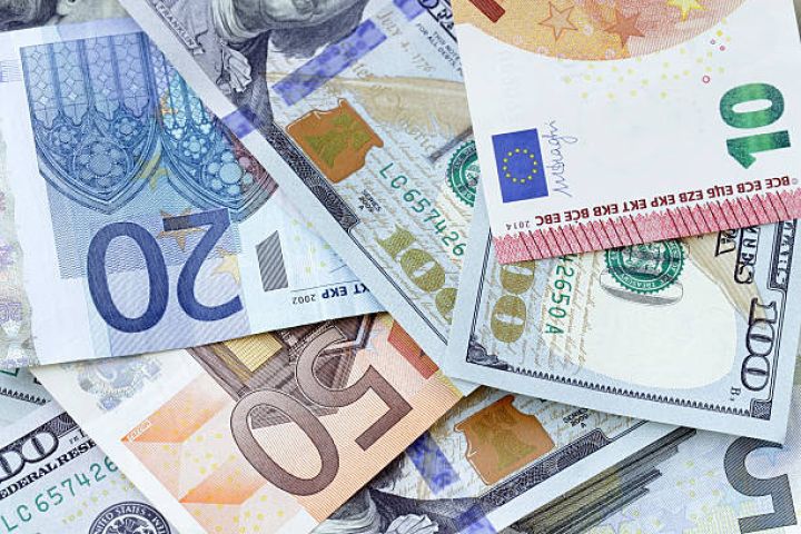 Rəsmi məzənnələr açıqlandı